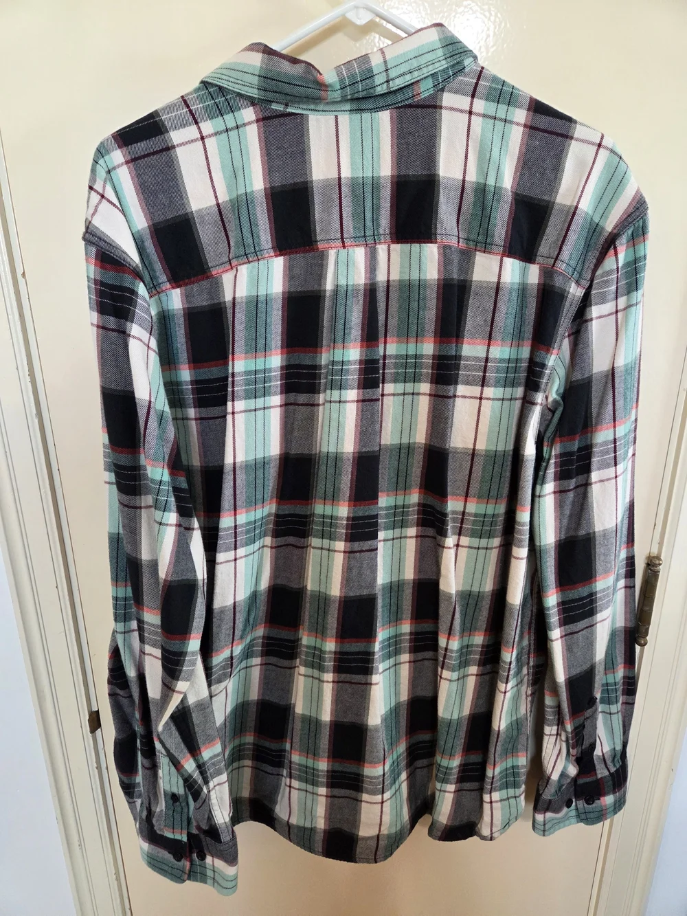 The North Face Men’s Size XL Plaid Flannel Shirt - Black, Mint & White